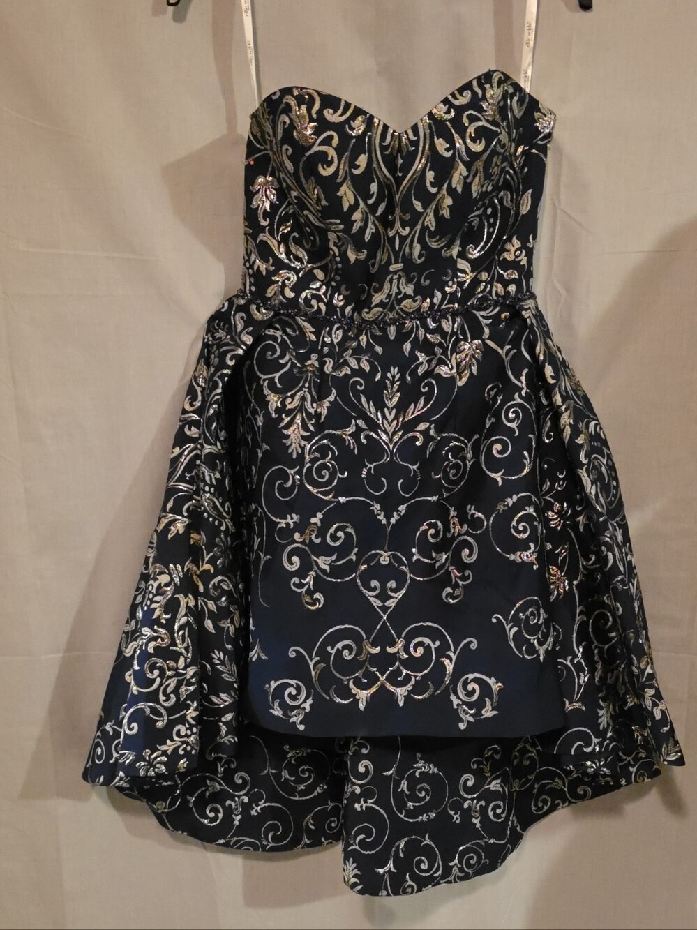 ellie wilde Blue and Plated Strapless Sweetheart Party Dress